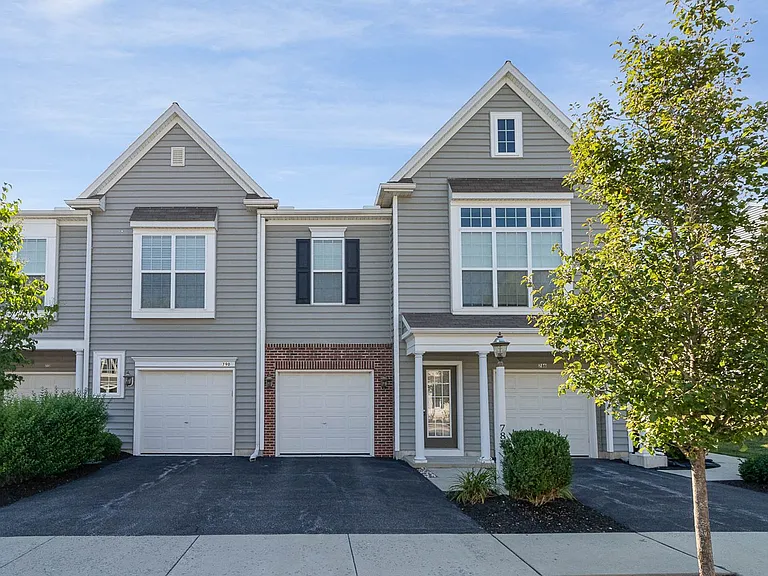 782 Whitetail Dr — Photo 1