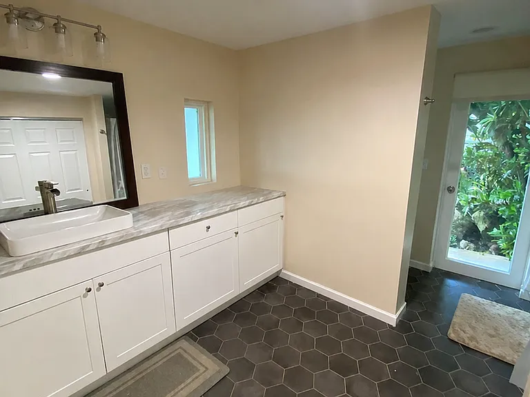 3232 Paty Dr — Photo 7