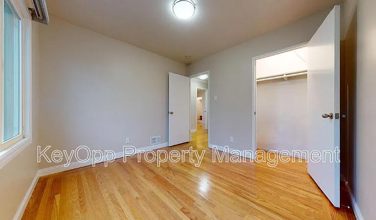 31 Crestline Ave — Photo 9