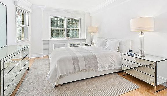 4th image of 301 E 66th St #10FF