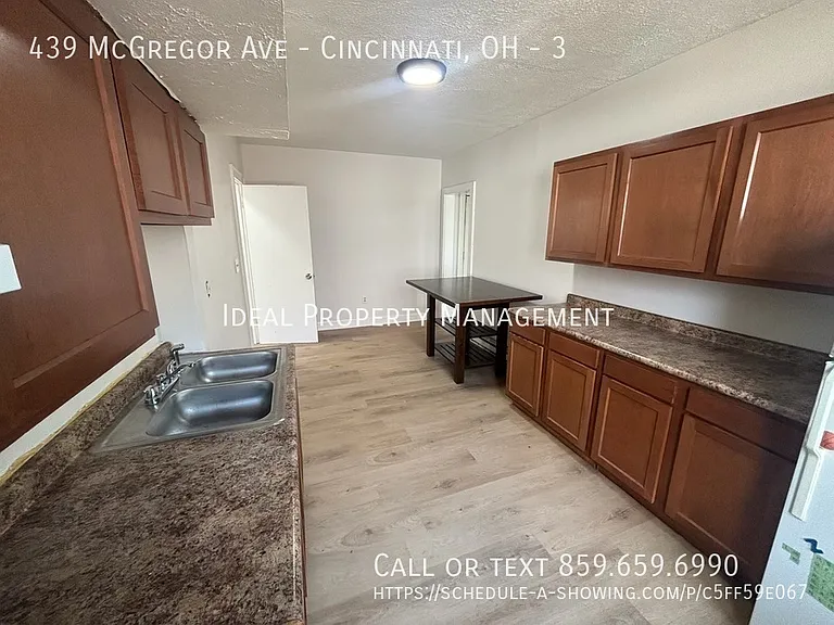 439 McGregor Ave #3 — Photo 3