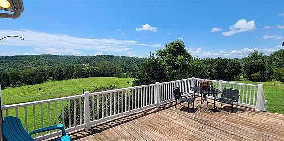3rd image of 6088 Brandy Pl