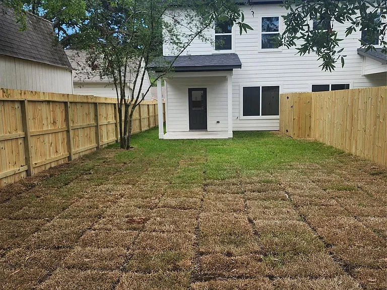 316 S Sandra St #A — Photo 25