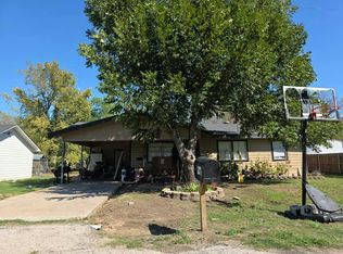 107 S Alma Ave, Kerens, TX 75144