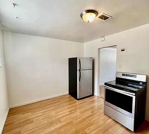5th image of 2340 S Race St #2350