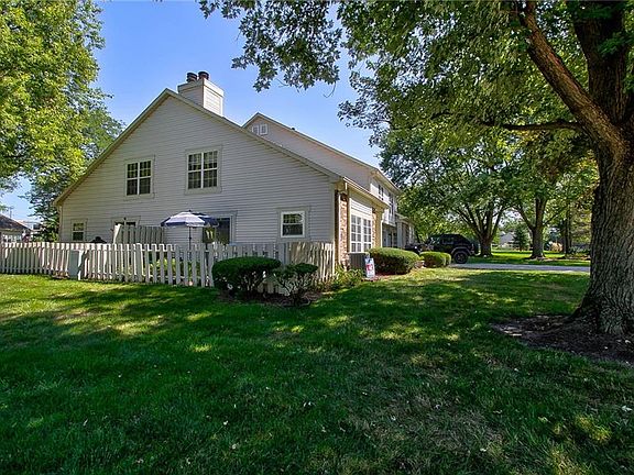 4th image of 7636 Prairie Lake Dr