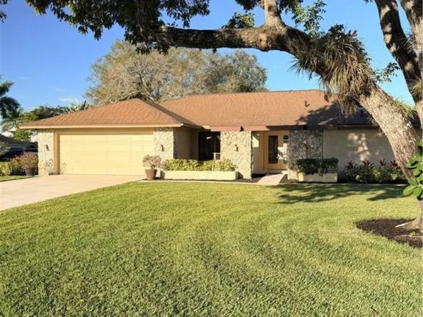 1941 Princess CT, NAPLES, FL 34110