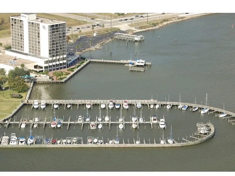 2615 Sailboat Dr — Photo 11