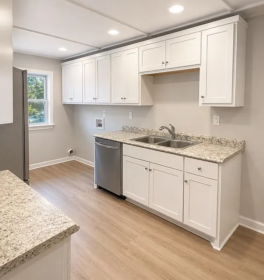 801 Fowler St #801 — Photo 4