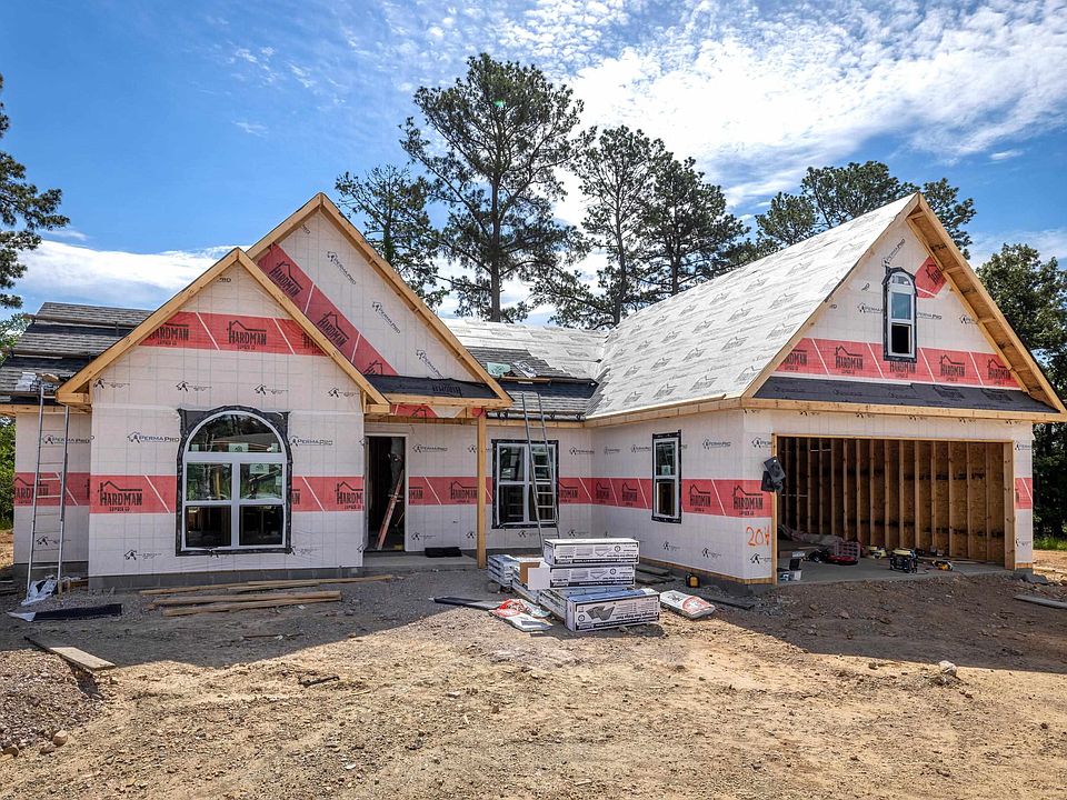 1st image of 129 Riverstone Loop