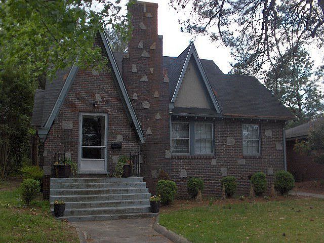 1st image of 1521 W Thomas St