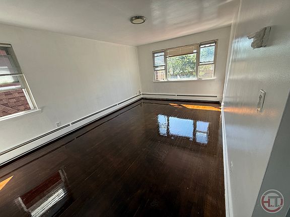 5th image of 3065 Middletown Rd Floor 2