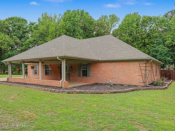 5th image of 5083 McCracken Rd