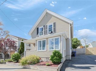 30 Stearns St, Pawtucket, RI 02861