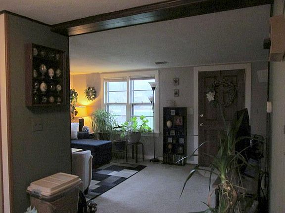 3rd image of 1318 Gordon Ave