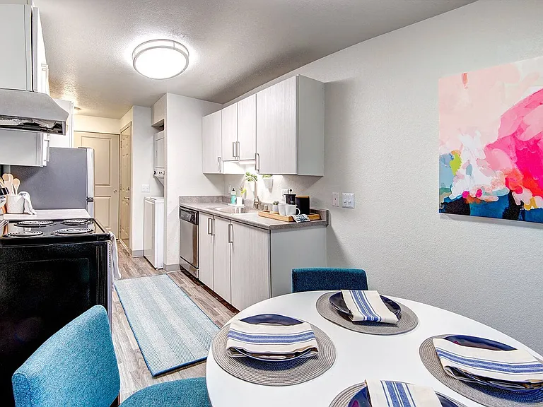 Inlet View Apartments — Photo 20