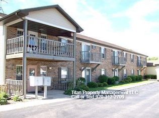 455 W Smith Ave #202, Oshkosh, WI 54901