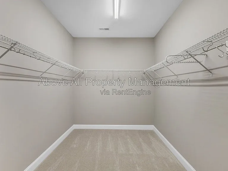 8313 Henderson Rd — Photo 36