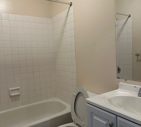 First Floor Bathroom