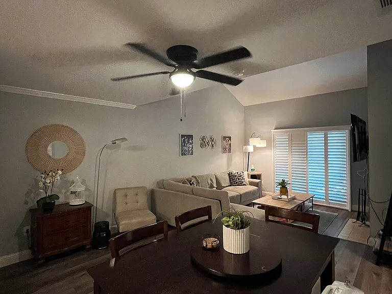 2401 Eilers Ln #1106 — Photo 7