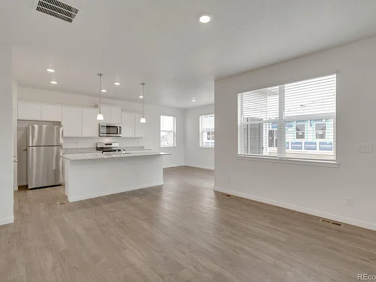 1857 Floating Leaf Dr — Photo 4