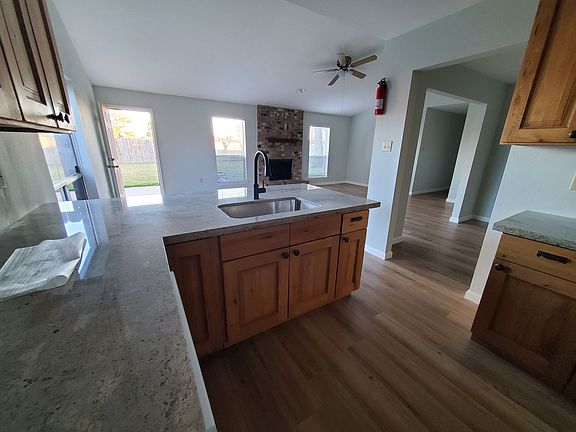 4th image of 10502 Autumn Meadow Ln