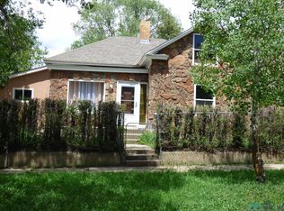 604 Dwyer Ave, Raton, NM 87740