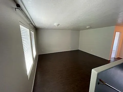 4 bed, 2.5 bath, 2113 sqft, $2,695 — Photo 3