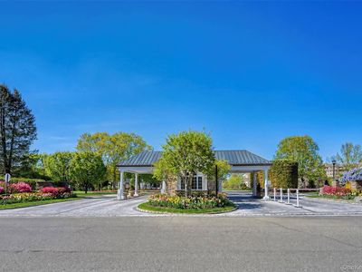 333 E Overlook, Port Washington, NY, 11050