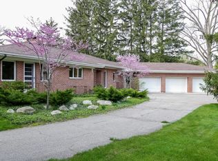 2455 Robinson Rd SE, Grand Rapids, MI 49506