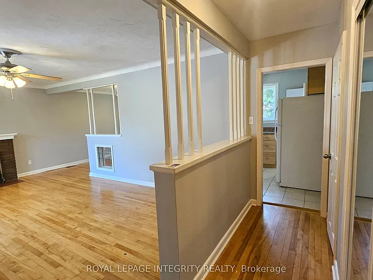 1764 Gage Cres — Photo 23