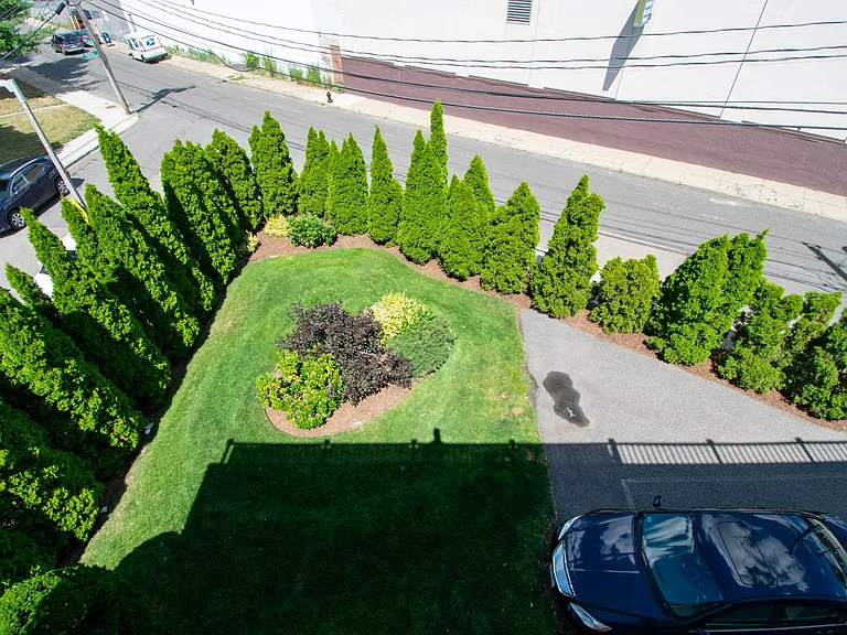 39 Fenton St #5 — Photo 16