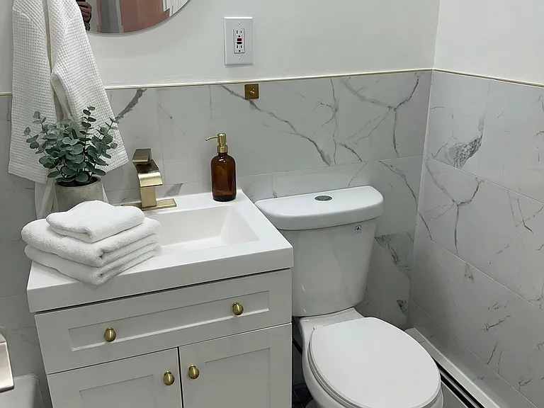 550 Washington Ave #20C — Photo 10