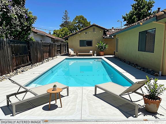 4th image of 2603 Asilomar Drive