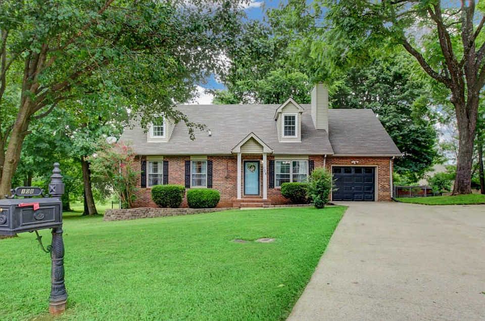 1st image of 108 Deepwood Ct