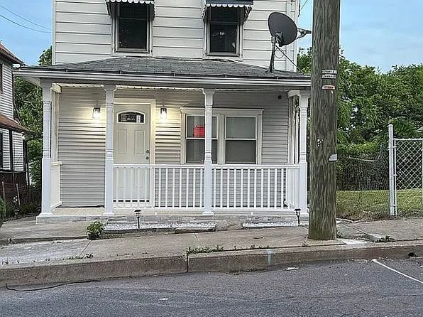 86 Hillside Ave
