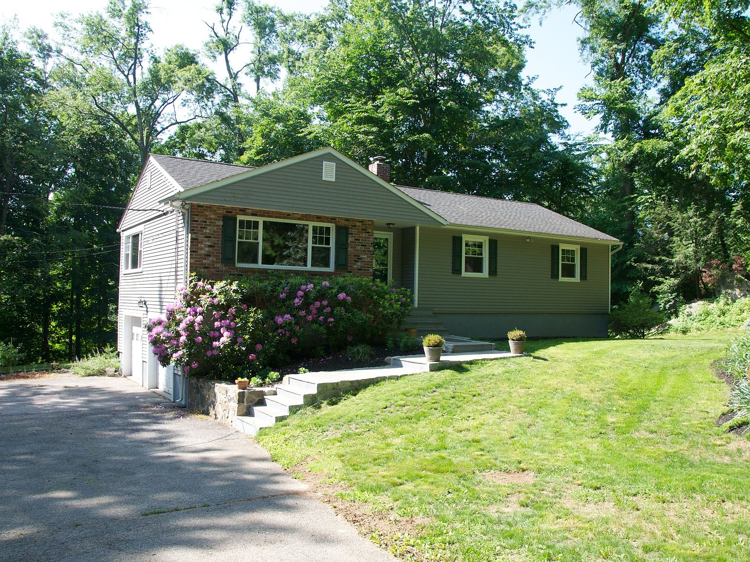 382 Oscawana Lake Rd, Putnam Valley, NY 10579 Zillow