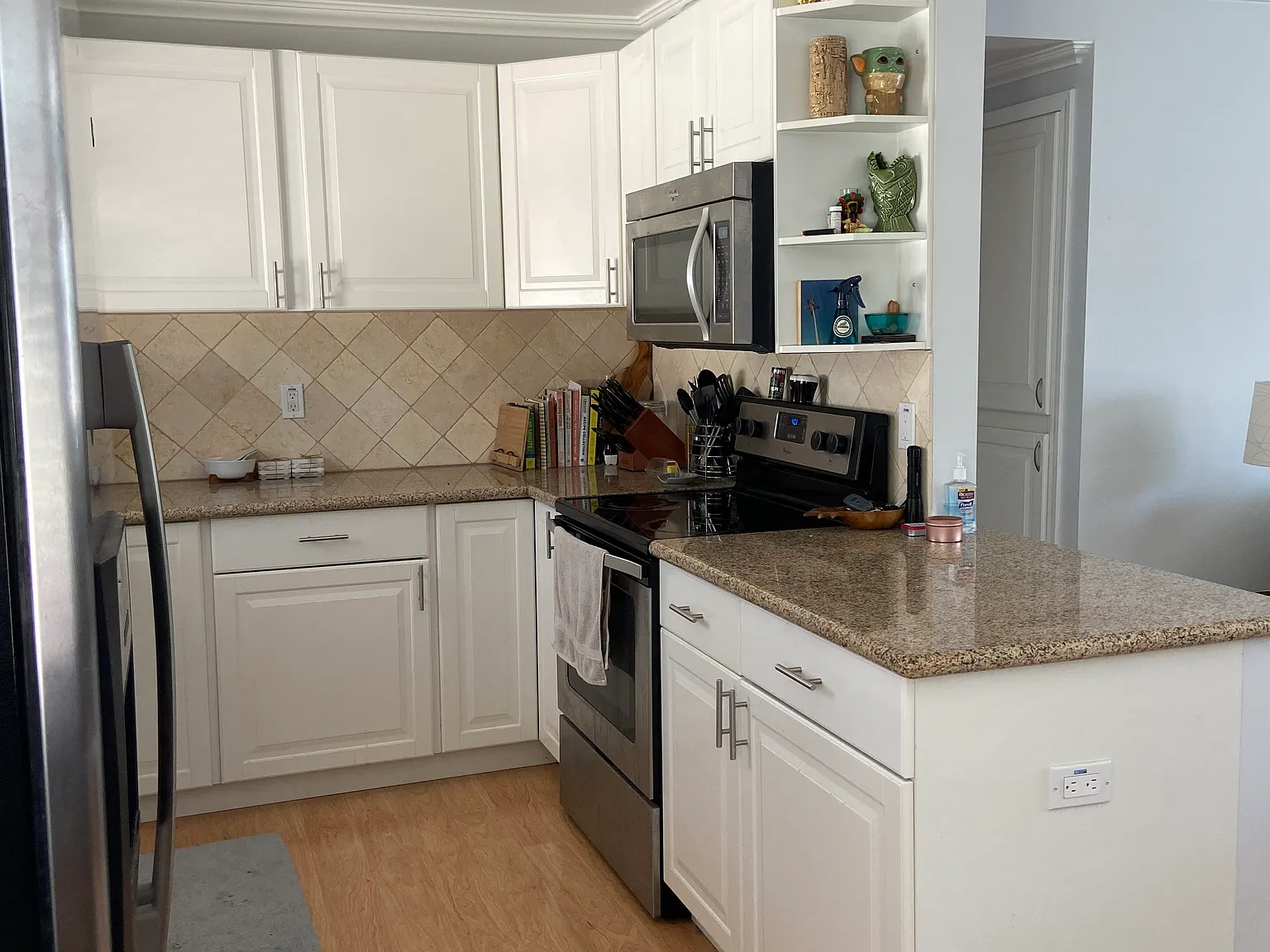 2 bed, 1000 sqft, $3,495 — Photo 1