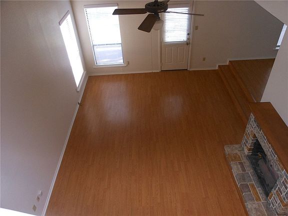 3rd image of 8115 Ceberry Dr