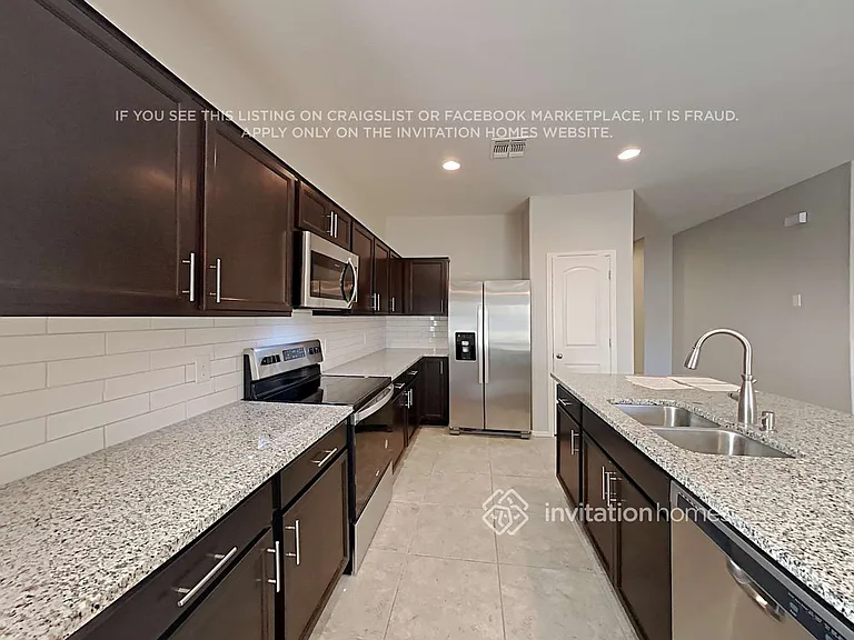 37664 W Bello Ln — Photo 5