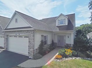 220 Masonic Dr, Elizabethtown, PA 17022