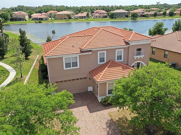 3rd image of 2839 Scenic Ln