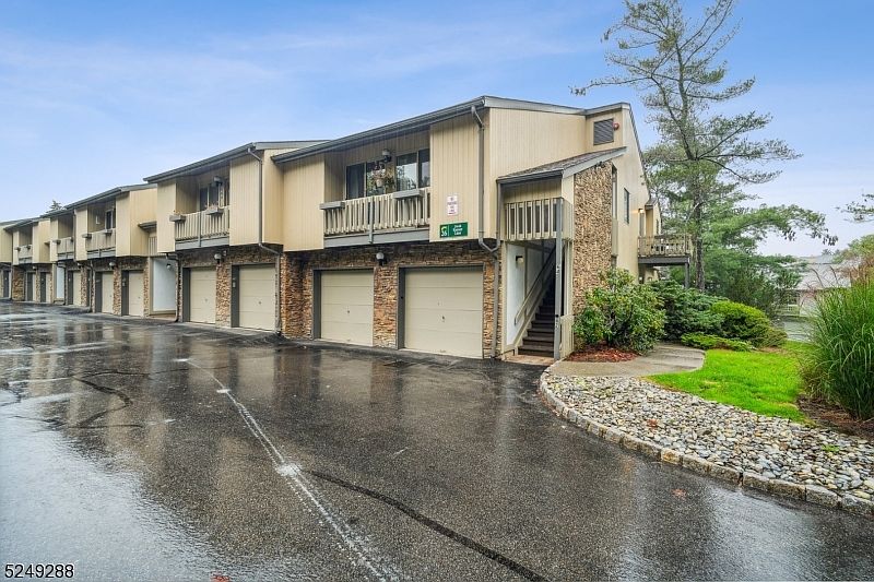 64 Kayser Lane UNIT 64, West Orange, NJ 07052 Zillow