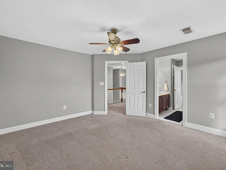 18616 Foggy Bottom Rd — Photo 70