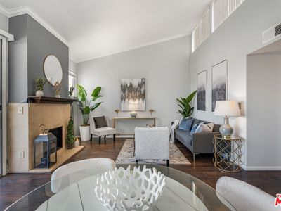 5325 Newcastle Ave Unit 327, Encino, CA, 91316
