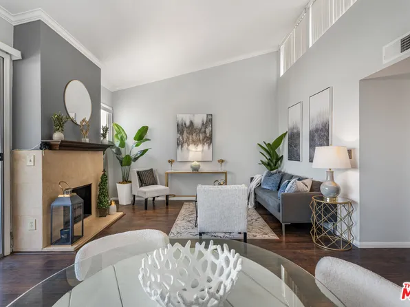 5325 Newcastle Ave Unit 327, Encino, CA 91316