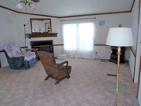 5th image of 19 Elkhorn Trl