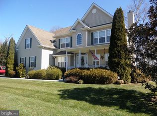 326 Braeburn Dr, Martinsburg, WV 25403