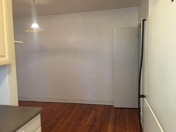 4th image of 1150 Moorlands Dr #1
