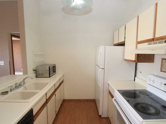 4th image of 1303 Cunat Ct APT 3A